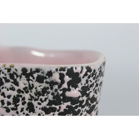 Kenwood Zanesville Pottery Vase 10” USA 2103 MCM Pink Black Speckled Tri Lobe - Picture 13 of 14